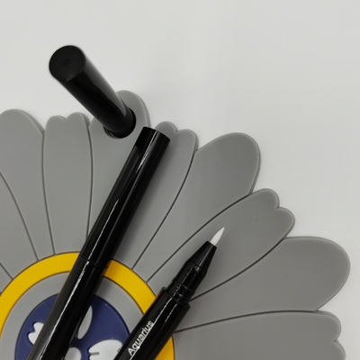 Δημοφιλές ύφος γύρω από το υγρό μέγεθος 1.5mm ακρών μανδρών σκαφών της γραμμής ματιών ακρών 1.8mm καλλυντικά εργαλεία