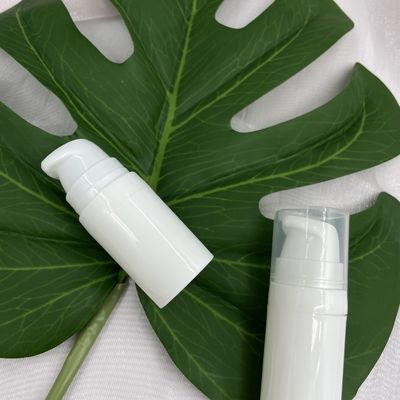 χωρίς αέρα θραύση μπουκαλιών αντλιών 10ml 15ml στην άσπρη πλαστική εκτύπωση οθόνης