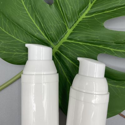 θραύση 30ml 50ml 75ml 100ml PP στο χωρίς αέρα μπουκάλι για το εμπορευματοκιβώτιο φροντίδας δέρματος