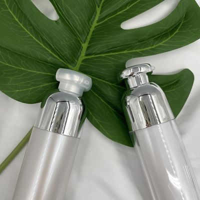 Διπλοτειχισμένα 15ml αντλιών πολυτέλειας καλλυντικά μικρά εμπορευματοκιβώτια ABS μπουκαλιών με το συνδετήρα